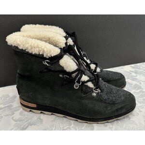 Sorel Size 9 Sneakchic Alpine Holiday Shearling Waterproof Cold Weather‎ Boots